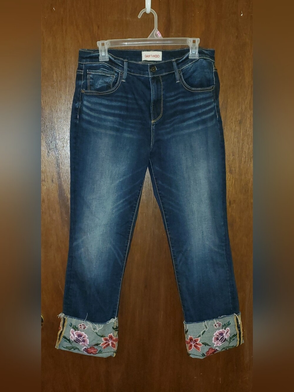 Driftwood Colette Embroidered Cuff Crop Jeans Sz 32